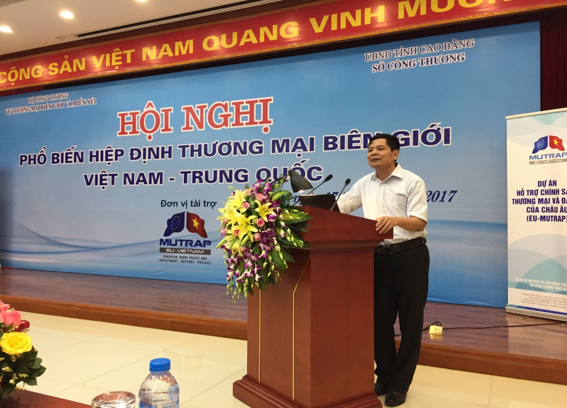 hoi nghi thuong mai Viet Trung pham van truong