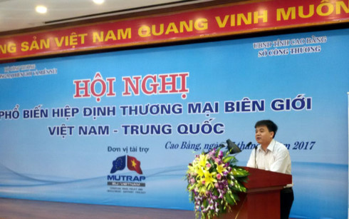 hoi nghi thuong mai Viet Trung ts nguyen van hoi