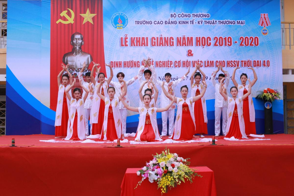 khai giang nam hoc 2019 2020